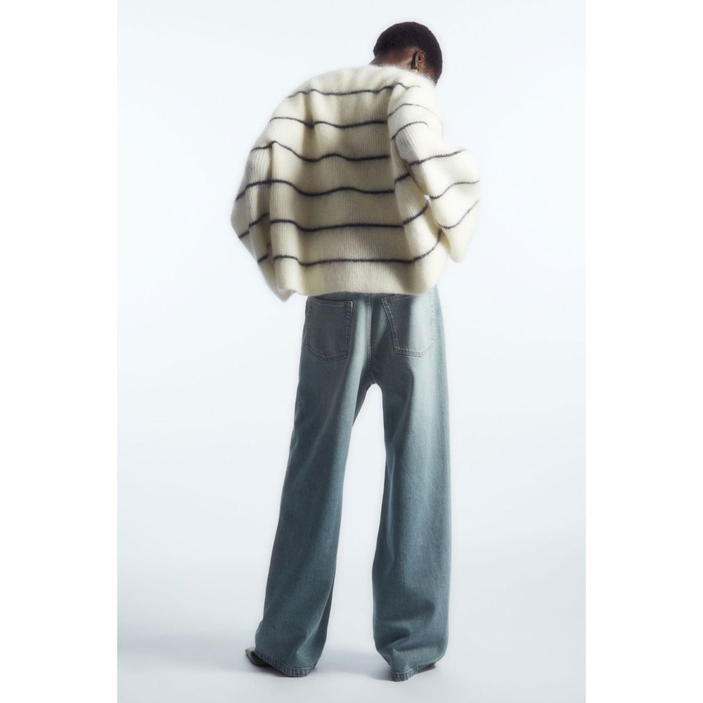 COS Textured Mohair-Blend Jumper Cream Navy Blue Striped Wool Sweater Size M - Picture 2 of 10